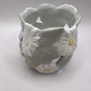 Vtg Daisy Votive Candle Holder Matches Robin's Egg Blue 3"x2.5" Pretty
